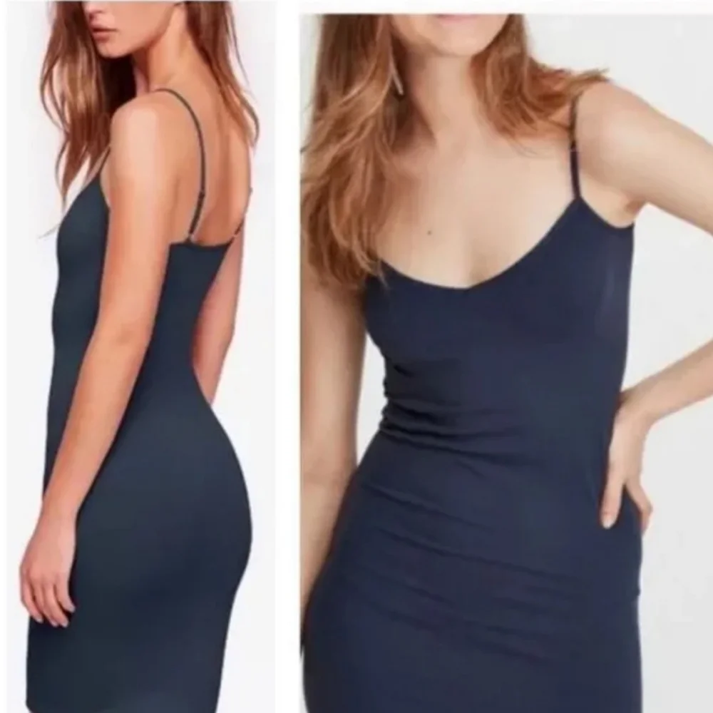 Free People Intimately Seamless Mini  Slip Dress in Navy M/L MSRP: $30 FP136